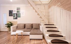 Zensen Nest Apartment